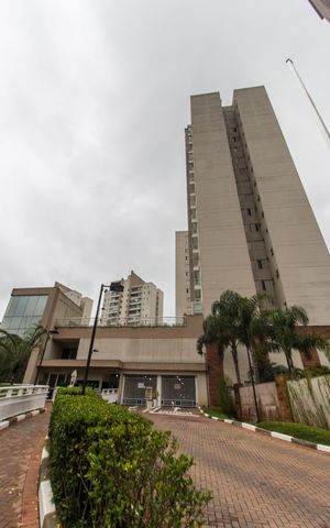 Apartamento à venda com 123m², 3 quartos e 2 vagasVista da Rua