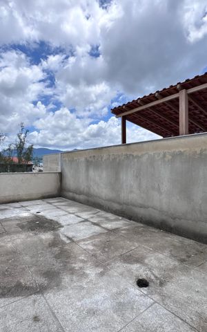 Apartamento à venda com 370m², 3 quartos e 3 vagas Apartamento à venda com 370m², 3 quartos e 3 vagasTerraço
