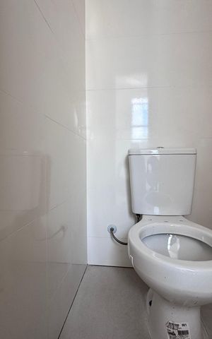 Apartamento à venda com 370m², 3 quartos e 3 vagas Apartamento à venda com 370m², 3 quartos e 3 vagasLavabo