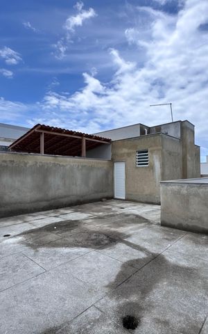 Apartamento à venda com 370m², 3 quartos e 3 vagas Apartamento à venda com 370m², 3 quartos e 3 vagasTerraço