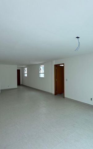 Apartamento à venda com 370m², 3 quartos e 3 vagas Apartamento à venda com 370m², 3 quartos e 3 vagasSala
