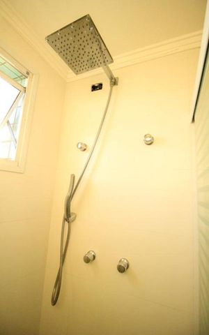 Apartamento à venda com 108m², 3 quartos e 2 vagas Apartamento à venda com 108m², 3 quartos e 2 vagasBanheiro