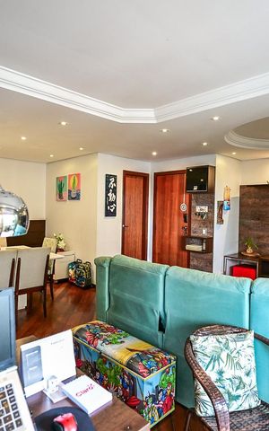 Apartamento à venda com 156m², 4 quartos e 3 vagasSala