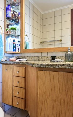 Apartamento à venda com 156m², 4 quartos e 3 vagasBanheiro Suíte 2