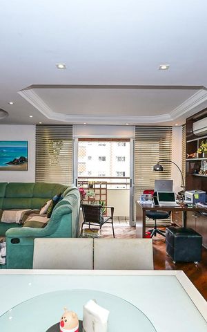 Apartamento à venda com 156m², 4 quartos e 3 vagasSala