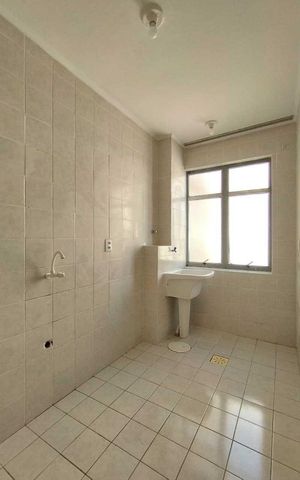 Studio para alugar com 30m², 1 quarto e sem vaga Studio para alugar com 30m², 1 quarto e sem vagaÁrea de Serviço