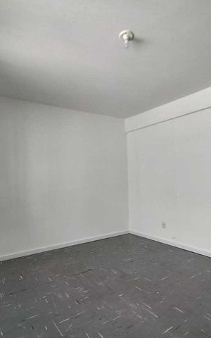 Studio para alugar com 30m², 1 quarto e sem vaga Studio para alugar com 30m², 1 quarto e sem vagaQuarto