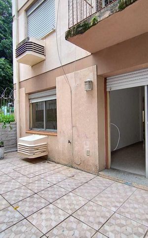 Apartamento à venda com 65m², 2 quartos e sem vaga Apartamento à venda com 65m², 2 quartos e sem vagaVaranda