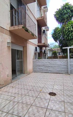 Apartamento à venda com 65m², 2 quartos e sem vaga Apartamento à venda com 65m², 2 quartos e sem vagaVaranda