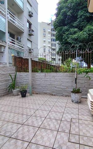 Apartamento à venda com 65m², 2 quartos e sem vaga Apartamento à venda com 65m², 2 quartos e sem vagaVaranda