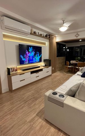 Apartamento à venda com 120m², 4 quartos e 2 vagas Apartamento à venda com 120m², 4 quartos e 2 vagasSala
