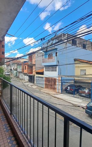 Casa à venda com 169m², 2 quartos e 2 vagas Casa à venda com 169m², 2 quartos e 2 vagasSacada