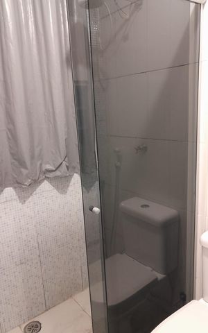 Casa à venda com 350m², 4 quartos e 2 vagas Casa à venda com 350m², 4 quartos e 2 vagasBanheiro