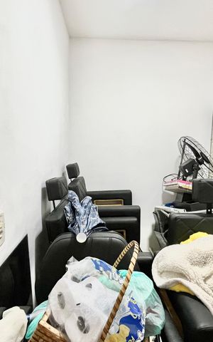 Apartamento à venda com 82m², 2 quartos e sem vaga Apartamento à venda com 82m², 2 quartos e sem vagaQuarto de Serviço