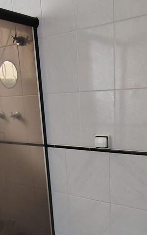Casa de condomínio à venda com 144m², 3 quartos e 2 vagas Casa de condomínio à venda com 144m², 3 quartos e 2 vagasBanheiro