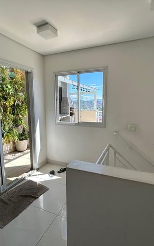 Apartamento à venda com 138m², 2 quartos e 1 vagaHall dos quartos