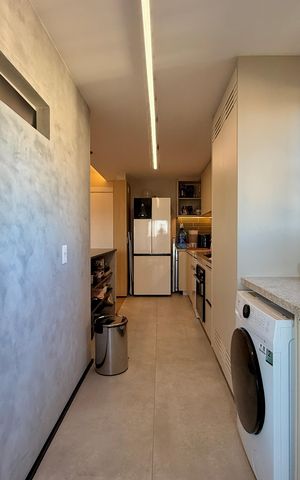 Apartamento à venda com 92m², 2 quartos e 2 vagas Apartamento à venda com 92m², 2 quartos e 2 vagasÁrea de Serviço