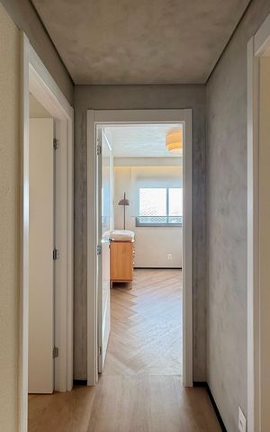 Apartamento à venda com 92m², 2 quartos e 2 vagas Apartamento à venda com 92m², 2 quartos e 2 vagasCorredor