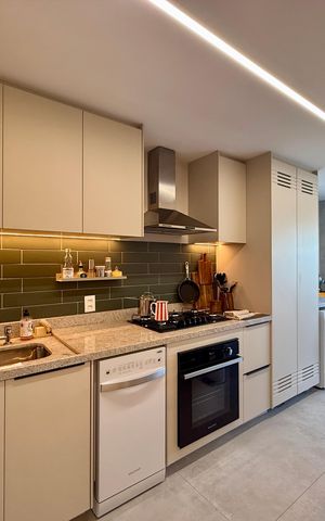 Apartamento à venda com 92m², 2 quartos e 2 vagas Apartamento à venda com 92m², 2 quartos e 2 vagasCozinha