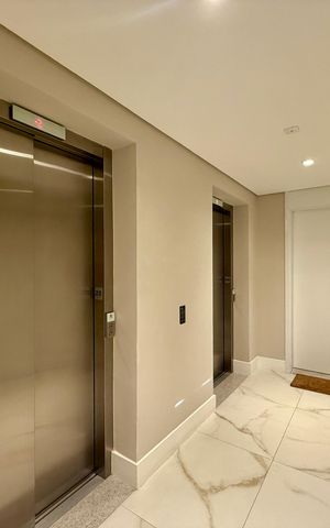 Apartamento à venda com 92m², 2 quartos e 2 vagas Apartamento à venda com 92m², 2 quartos e 2 vagasHall Apartamento