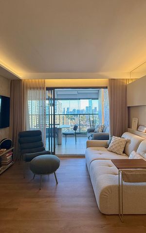 Apartamento à venda com 92m², 2 quartos e 2 vagas Apartamento à venda com 92m², 2 quartos e 2 vagasSala