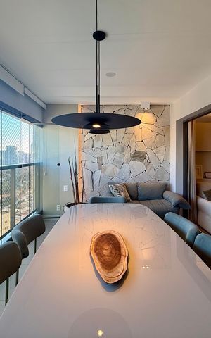 Apartamento à venda com 92m², 2 quartos e 2 vagas Apartamento à venda com 92m², 2 quartos e 2 vagasVaranda