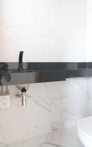Apartamento à venda com 155m², 3 quartos e 2 vagasBanheiro da suíte 1