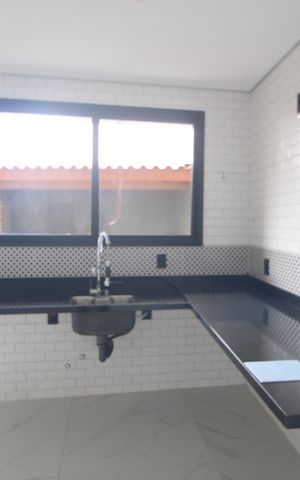 Apartamento à venda com 155m², 3 quartos e 2 vagasCozinha