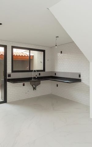 Casa à venda com 155m², 3 quartos e 2 vagasCozinha