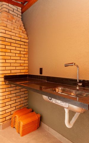 Casa à venda com 155m², 3 quartos e 2 vagasChurrasqueira