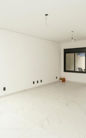 Casa à venda com 155m², 3 quartos e 2 vagasSala