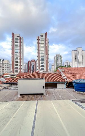 Casa à venda com 295m², 4 quartos e 6 vagasVista do Quarto 2