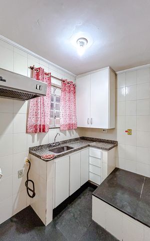Casa à venda com 295m², 4 quartos e 6 vagasCozinha de serviço