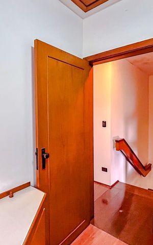 Casa à venda com 295m², 4 quartos e 6 vagasQuarto 3
