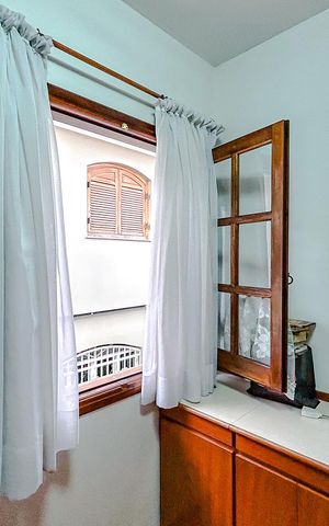 Casa à venda com 295m², 4 quartos e 6 vagasQuarto 3