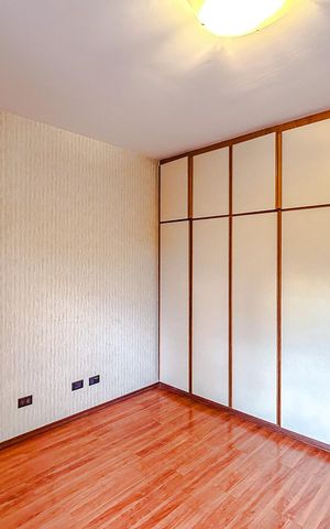 Casa à venda com 295m², 4 quartos e 6 vagasSuíte