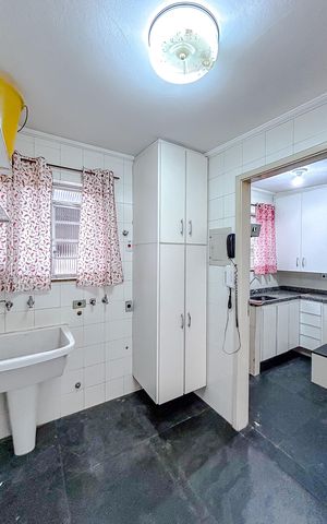 Casa à venda com 295m², 4 quartos e 6 vagasÁrea de Serviço