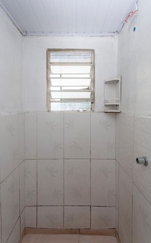 Casa à venda com 457m², 5 quartos e 4 vagasBanheiro - Casa 2