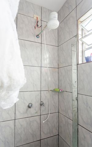 Casa à venda com 457m², 5 quartos e 4 vagasBanheiro - Casa 5
