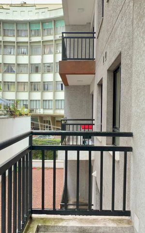Studio para alugar com 28m², 1 quarto e sem vaga Studio para alugar com 28m², 1 quarto e sem vagaVaranda