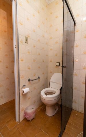 Casa à venda com 150m², 3 quartos e 1 vagaBanheiro 1
