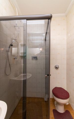 Casa à venda com 150m², 3 quartos e 1 vagaBanheiro 2