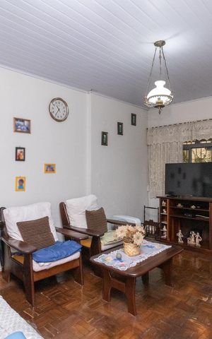 Casa à venda com 150m², 3 quartos e 1 vagaSala