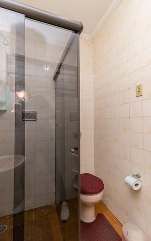 Casa à venda com 150m², 3 quartos e 1 vagaBanheiro 2