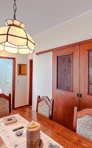 Casa à venda com 245m², 4 quartos e 2 vagasSala de Jantar