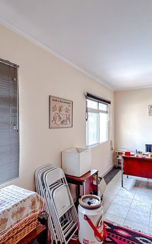 Casa à venda com 245m², 4 quartos e 2 vagasEdícula
