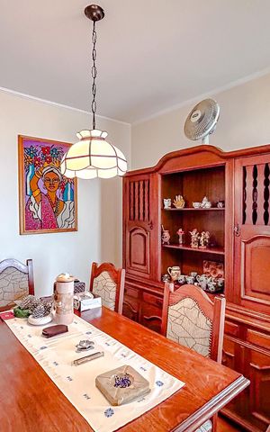 Casa à venda com 245m², 4 quartos e 2 vagasSala de Jantar