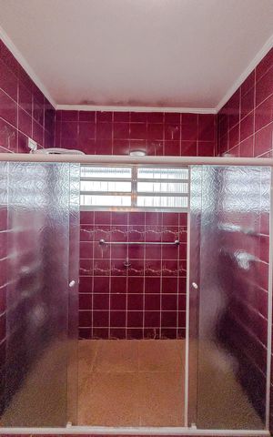 Casa à venda com 245m², 4 quartos e 2 vagasBanheiro da Suíte 1