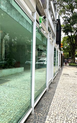 Apartamento à venda com 309m², 5 quartos e 3 vagas