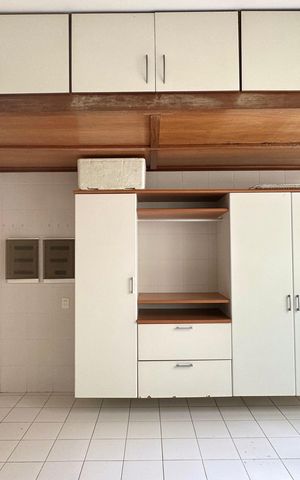 Apartamento à venda com 309m², 5 quartos e 3 vagas